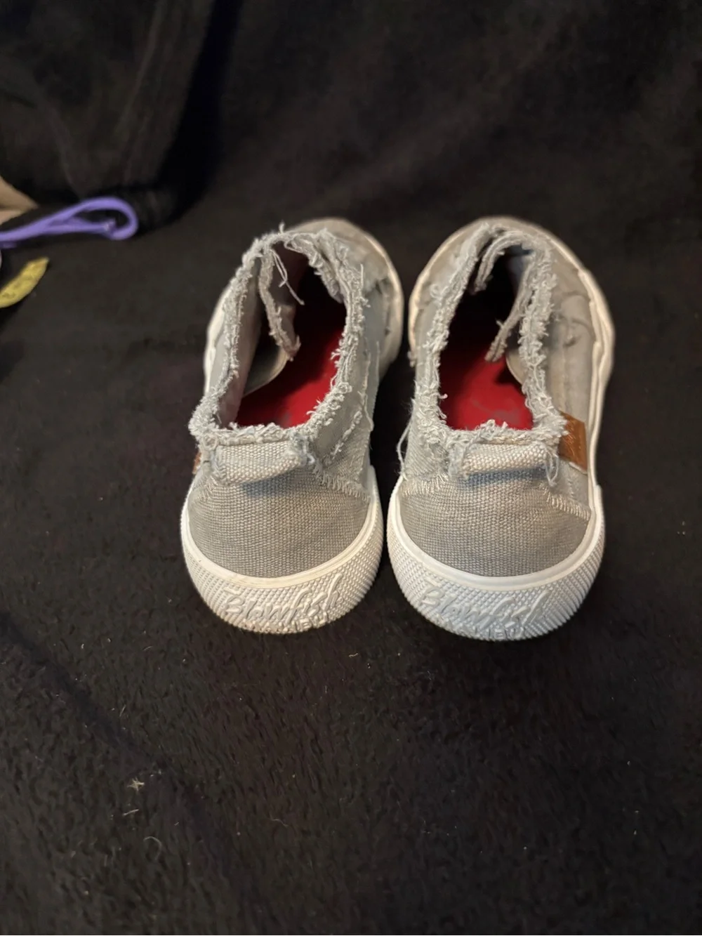 Kids Slip-On Frayed Canvas Sneakers in Gray
